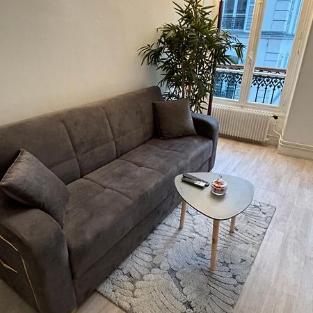 פריז Appartement Situe Dans Le 9Eme Arrondissement, A Deux Pas Du Sacre-Coeur מראה חיצוני תמונה
