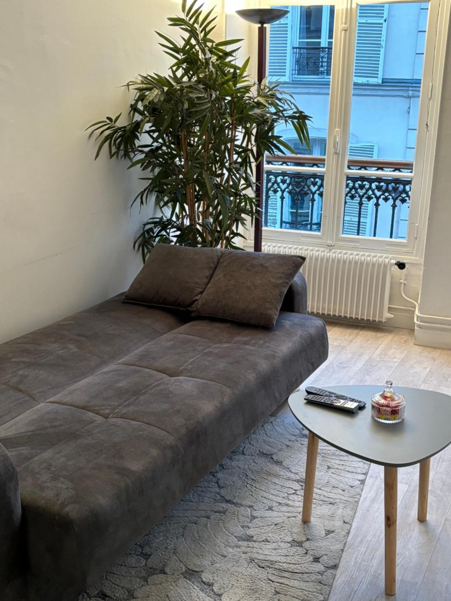 פריז Appartement Situe Dans Le 9Eme Arrondissement, A Deux Pas Du Sacre-Coeur מראה חיצוני תמונה